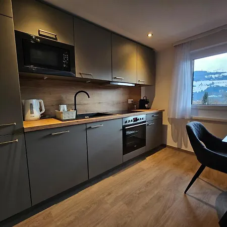 Appartamento Cozy, New With 4 Beds Close To Lifts