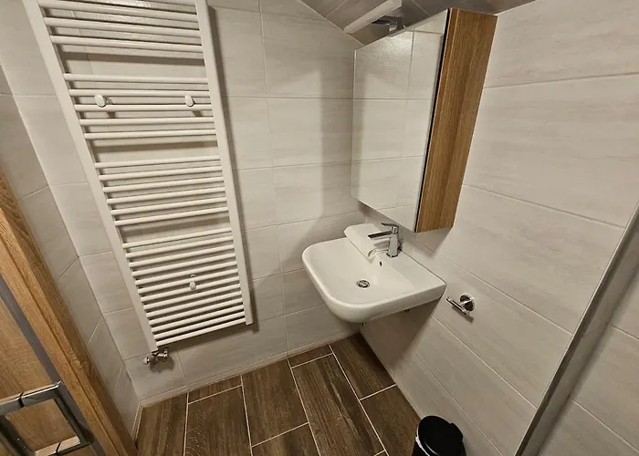 Cozy, New With 4 Beds Close To Lifts Assachberg