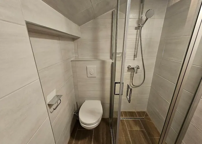 شقة Cozy, New With 4 Beds Close To Lifts