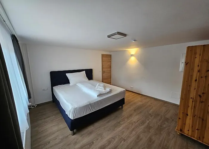 Cozy, New With 4 Beds Close To Lifts *