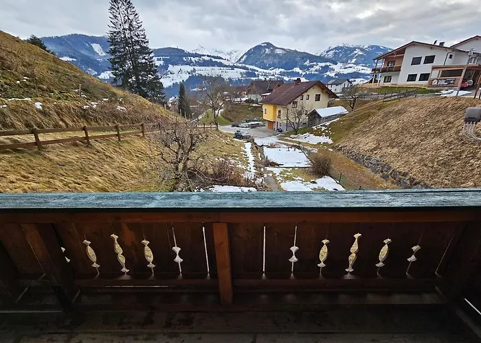 Cozy, New With 4 Beds Close To Lifts